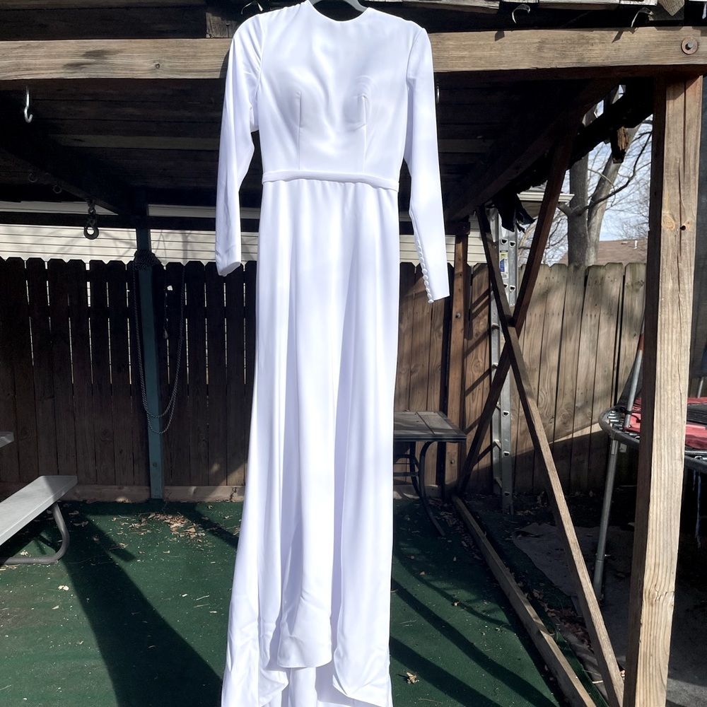 Brand NEW! Modest long sleeve wedding dress
